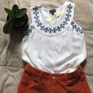 ❗️SOLD❗️Rippley 🍃 floaty flowy top!